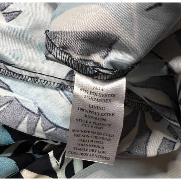 Connected Blue Floral Dress Sz 8P - Picture 2 of 5